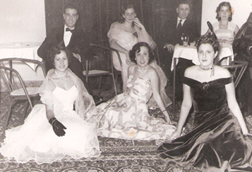 Jewish women at the Italian Club of Tripoli